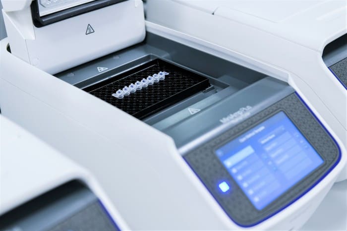 Сервисное обслуживание оборудования молекулярно-генетической лаборатории