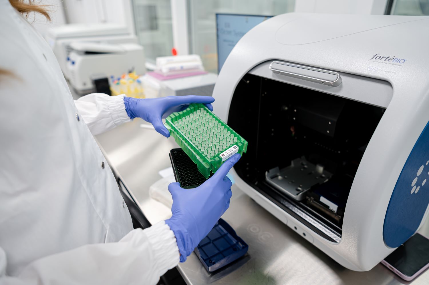 Ученые Университета «Сириус» разработают методы контроля качества передовой вакцины от рака