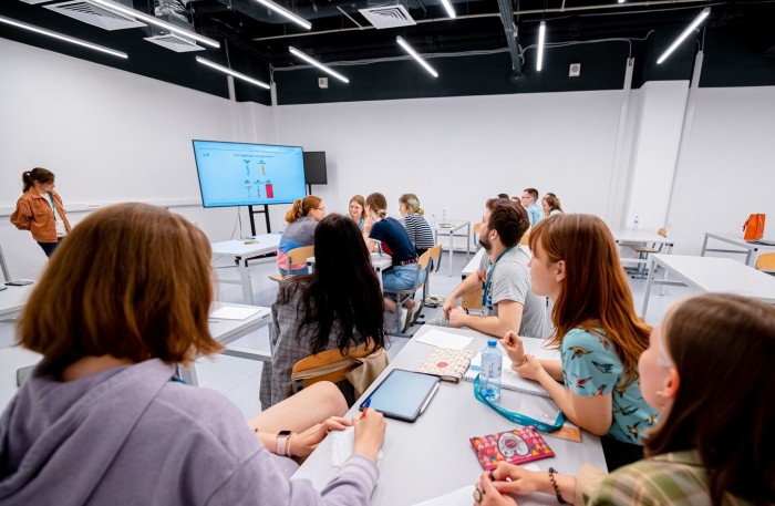 Порождение, передача и приобретение знаний